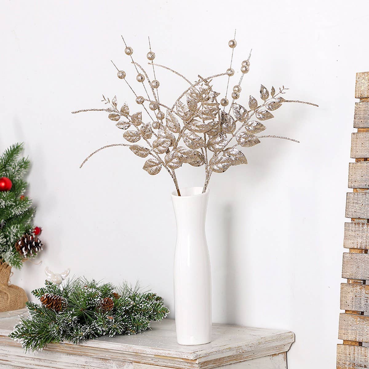 Realistic Berry and Leaf Christmas Floral Pick_CWMM9891