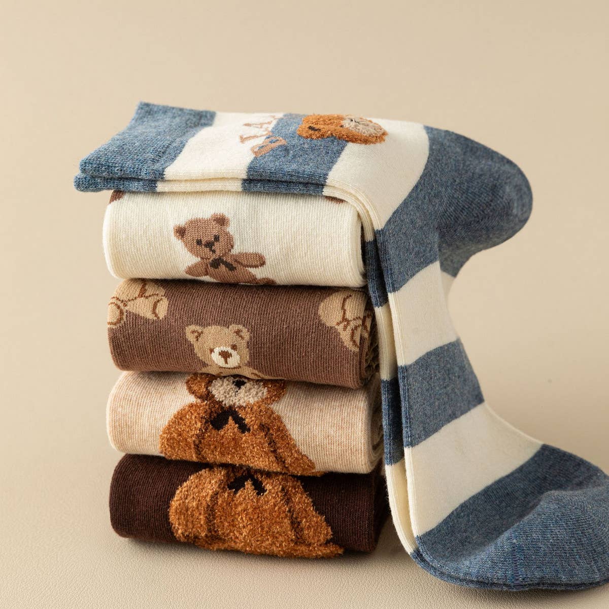 Cute Simple Brown Bear Pattern Crew Socks