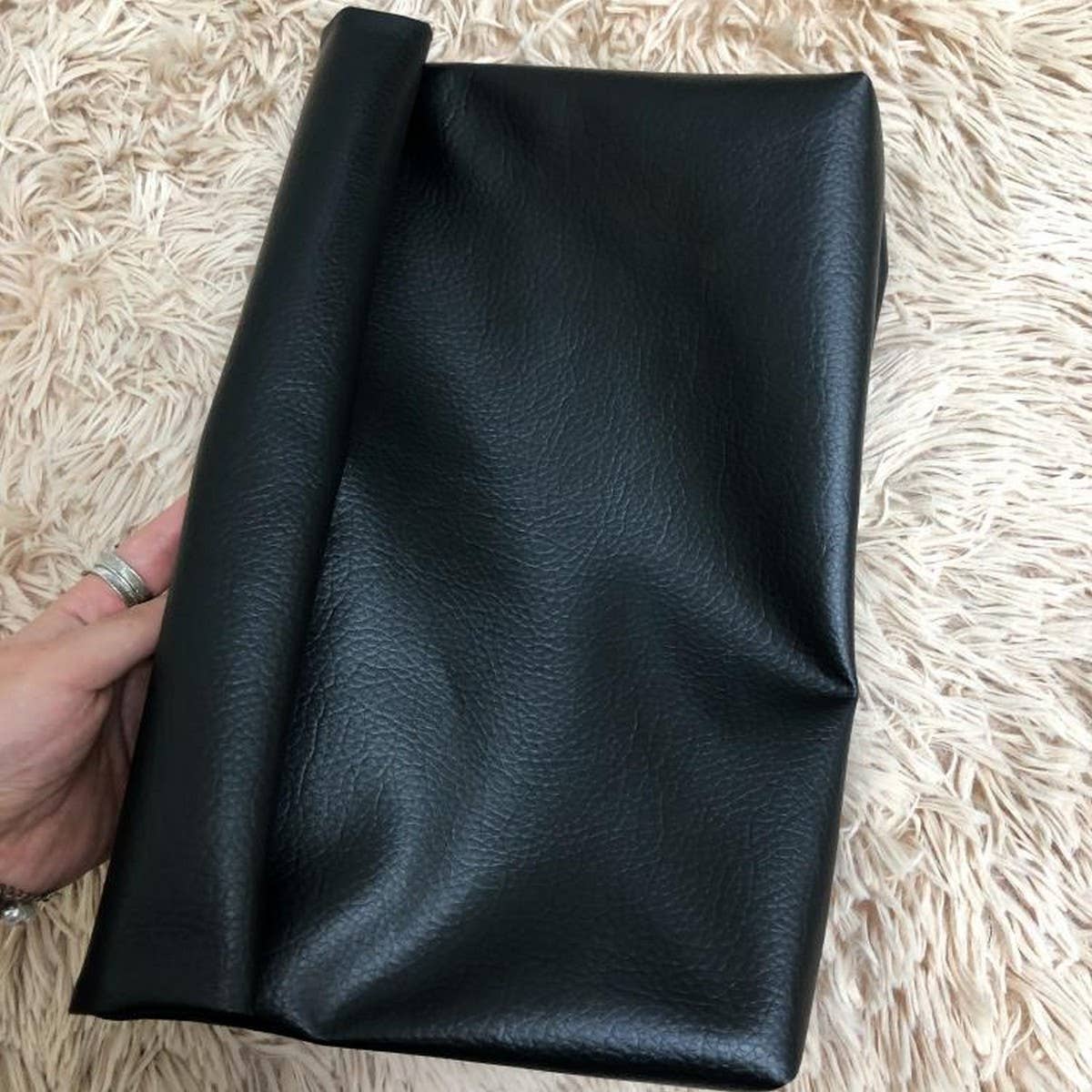 RETRO CURLED HIGH CAPACITY HANDBAG CASUAL CLIP BAG_CWAB1372