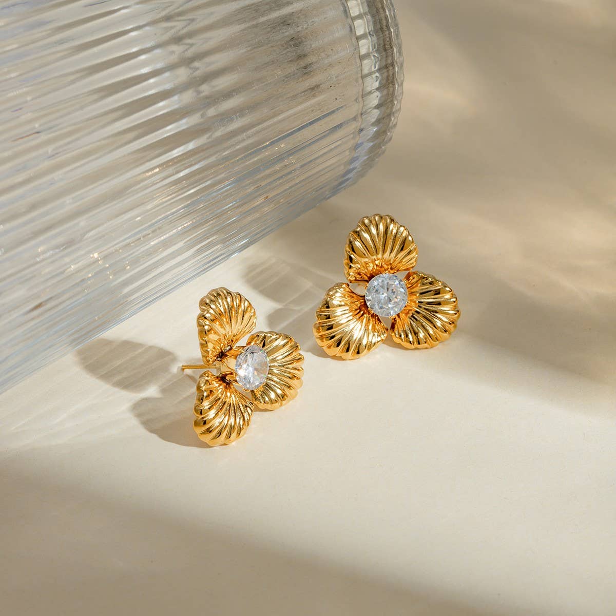 STAINLESS STEEL THREE-PETAL FLOWER EARRINGS_CWASC1680