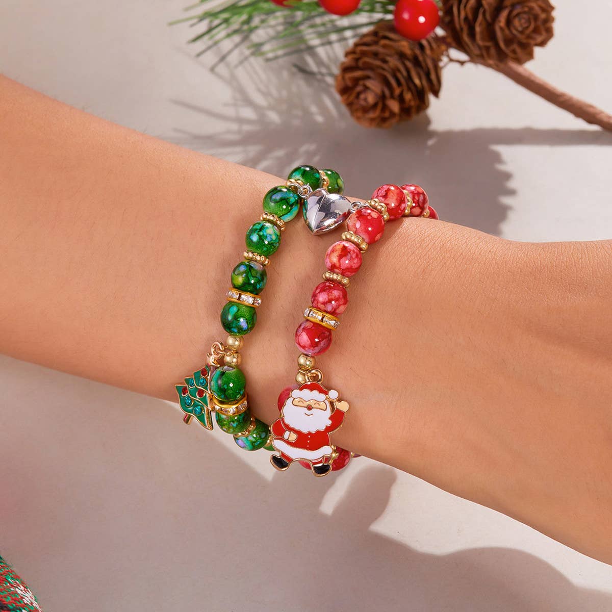 HANDMADE FLOWER BEADS MAGNETIC BEADED BRACELET