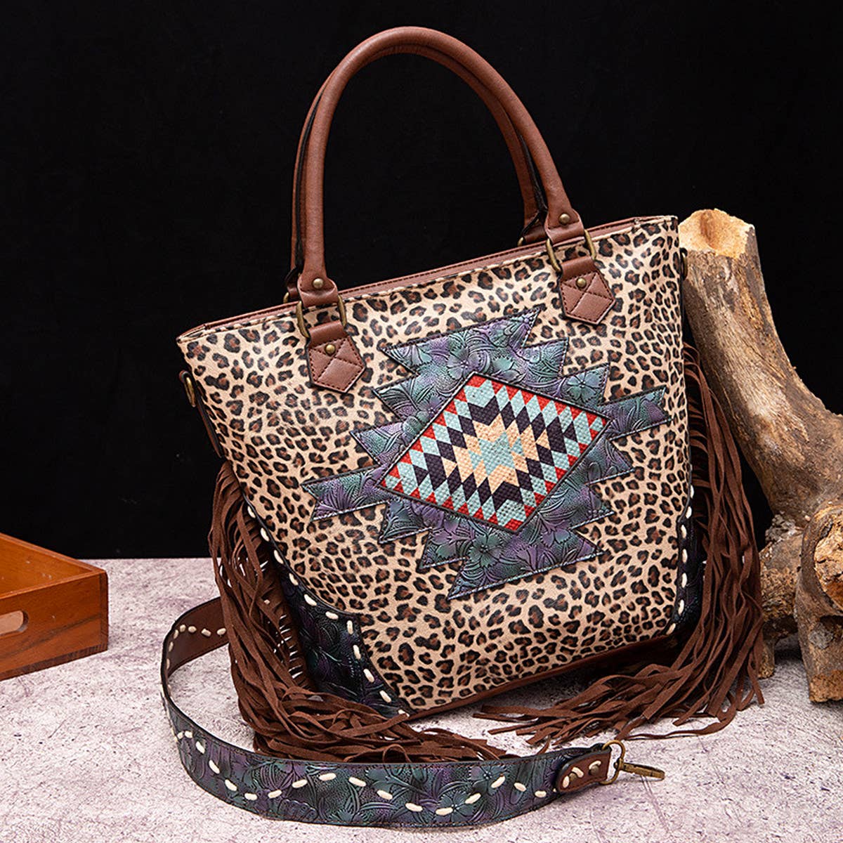 VINTAGE HAND-WOVEN FLOW BEARD SHOULDER BAG_CWAB2600