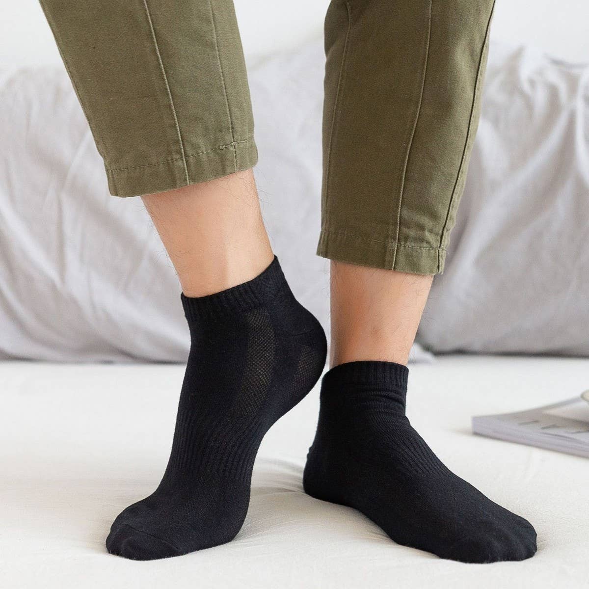 A PACK OF SIX PAIRS OF ALL-MATCH SOLID COLOR SOCKS_CWMS1998