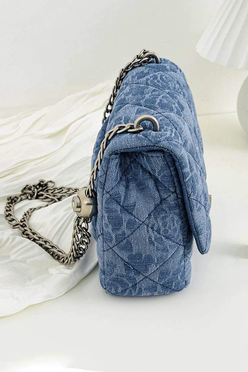 CHAIN CROSSBODY FLAP PURSE _CUAB0116