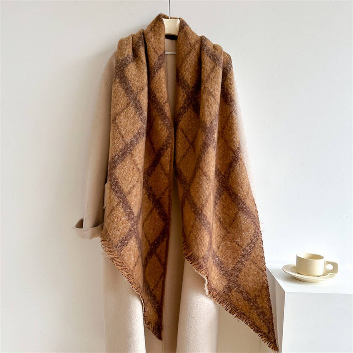 Checkered Circle Yarn Scarf - Winter Long Wrap_CWASC1439