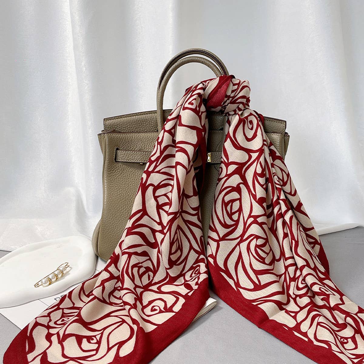 Velvet Rose Print Scarf - Elegant Fall/Winter Wrap
