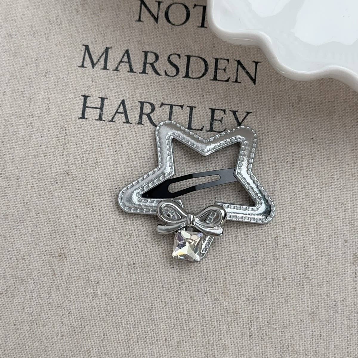 SWEET AND COOL SIMPLE BOW RHINESTONE HAIRPIN
