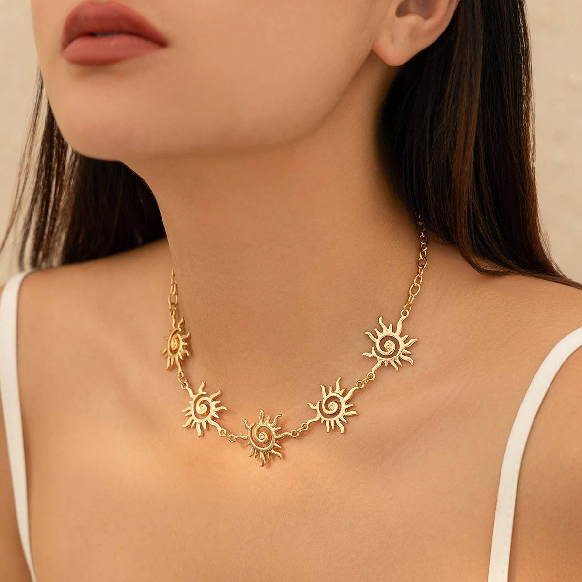 SIMPLE THREAD TOTEM SINGLE LAYER NECKLACE_CWAJE1810