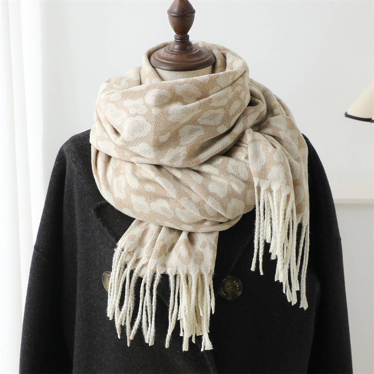 Stylish Leopard Tassel Scarf Women??¢s Winter_CWASC2758