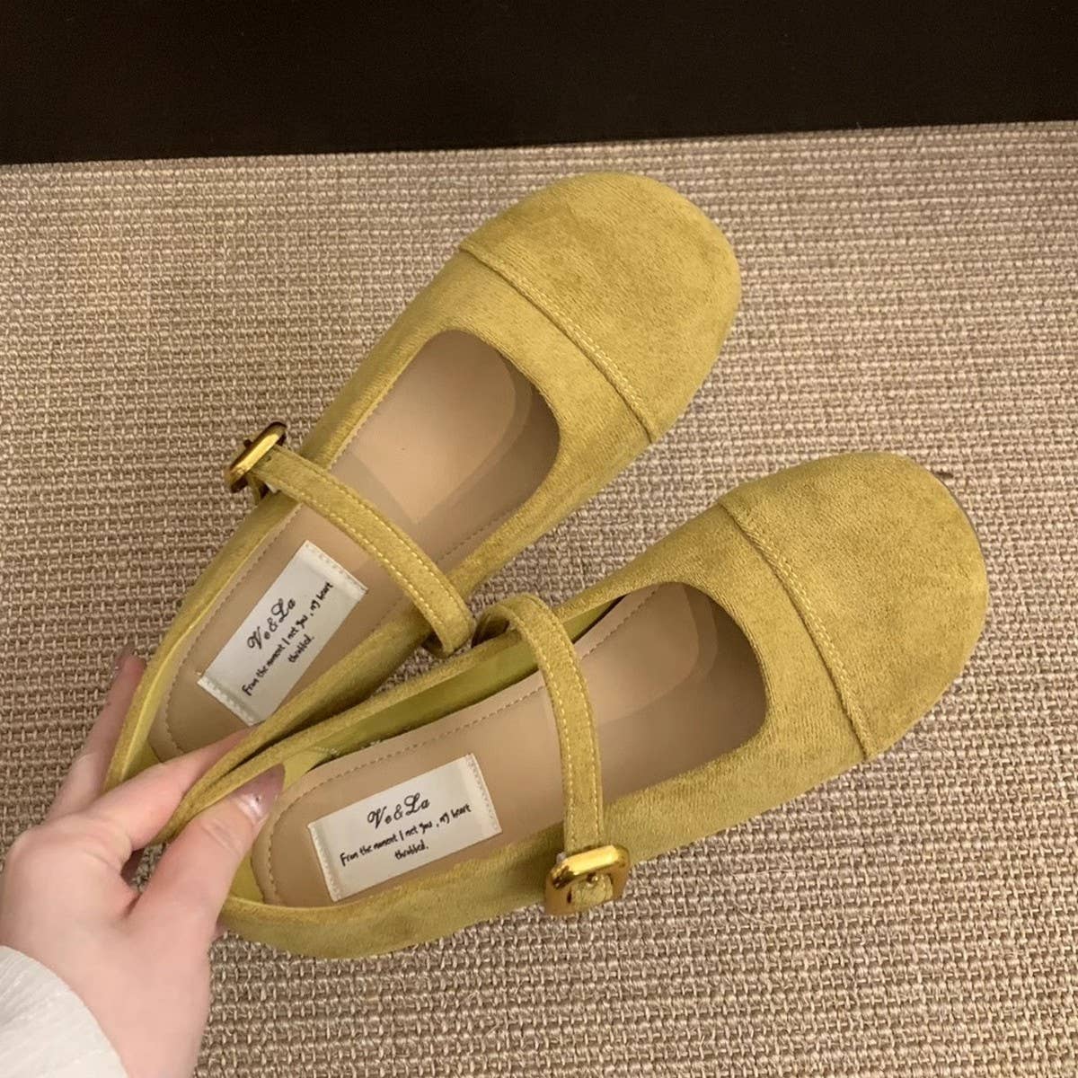 Soft Sole Round Toe Mary Jane Flats for Women_CWSHF0069