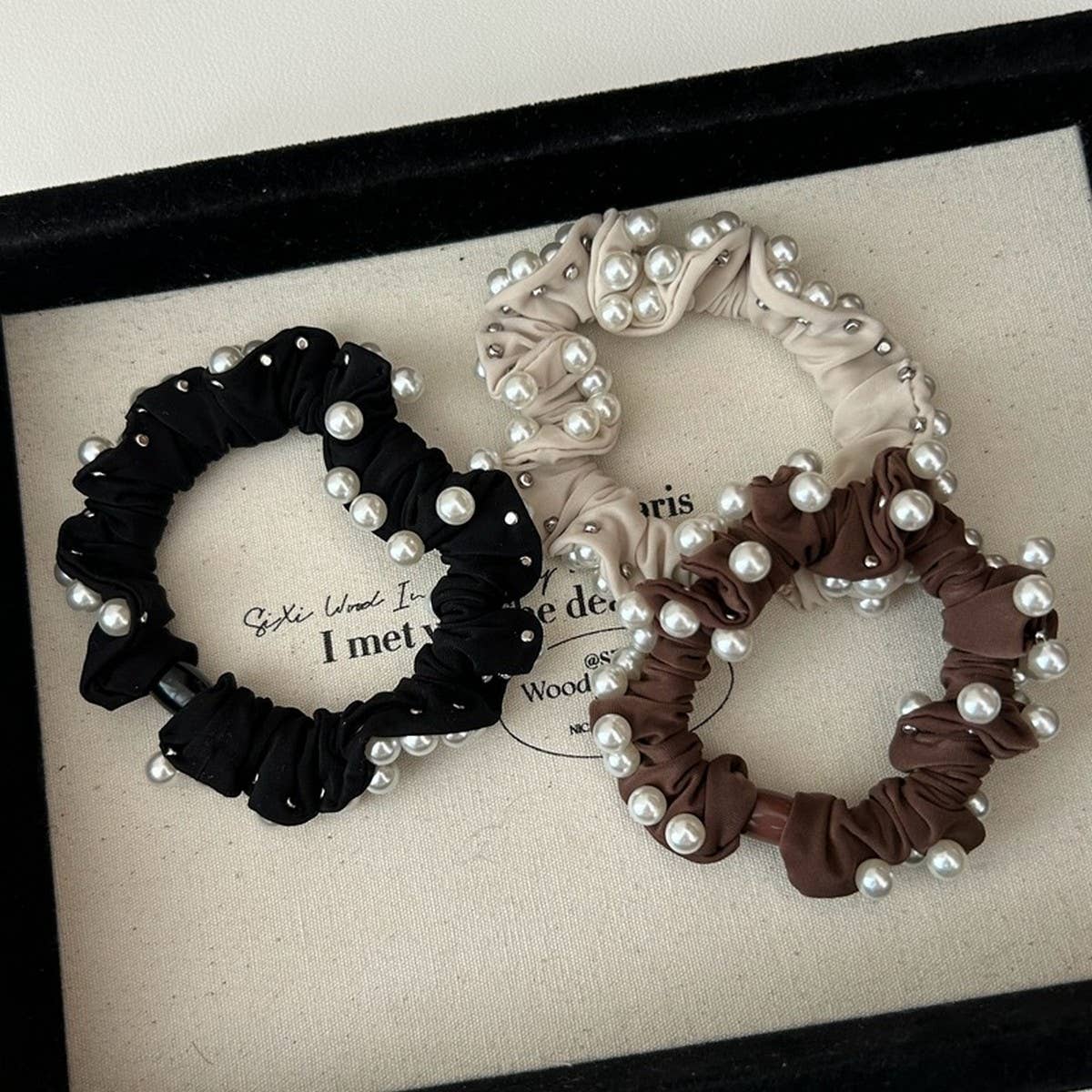 ELEGANT FRENCH HIGH-END HAIR SCRUNCHIES