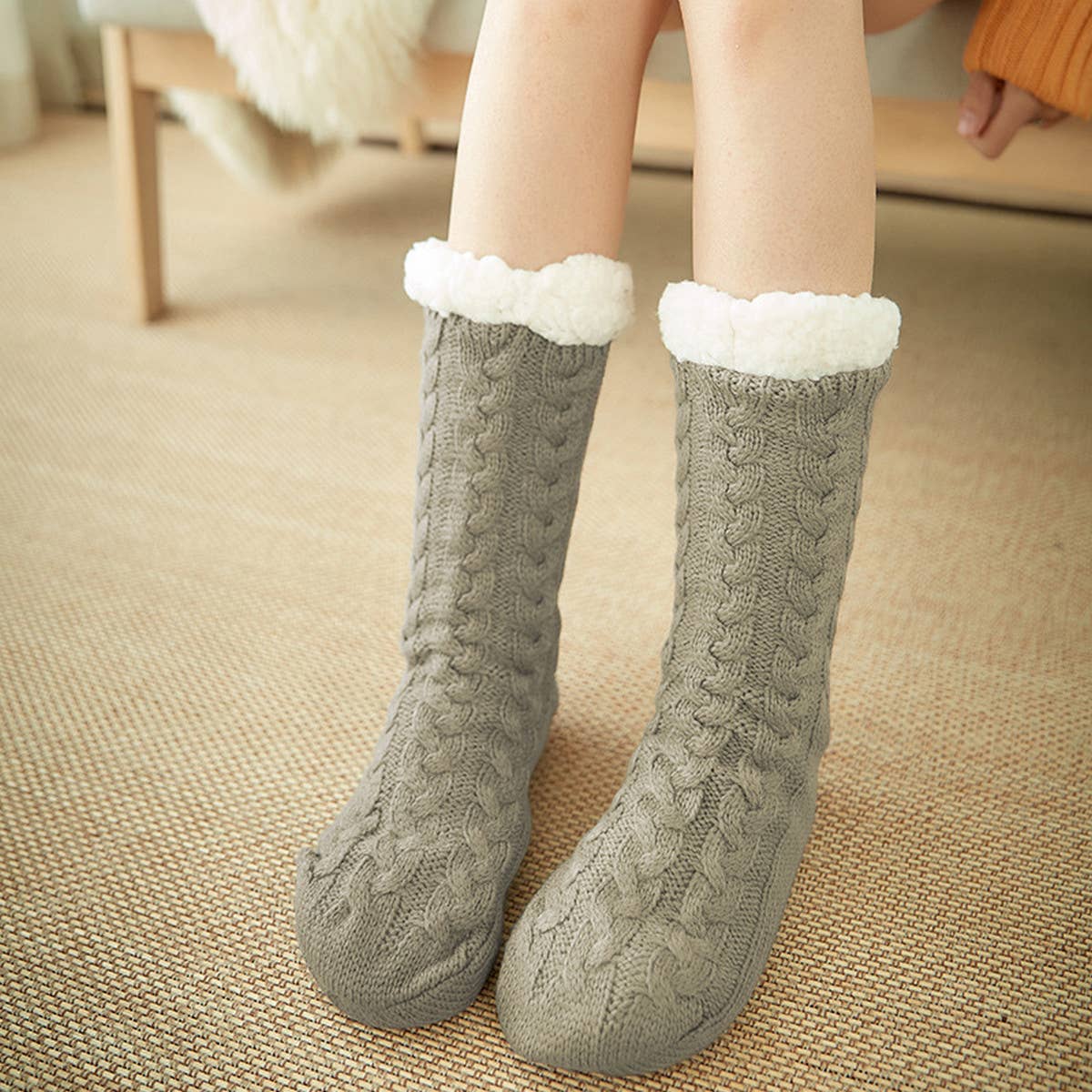 THICKENED TWISTED STRIPED PLUSH INDOOR SLIPPERS