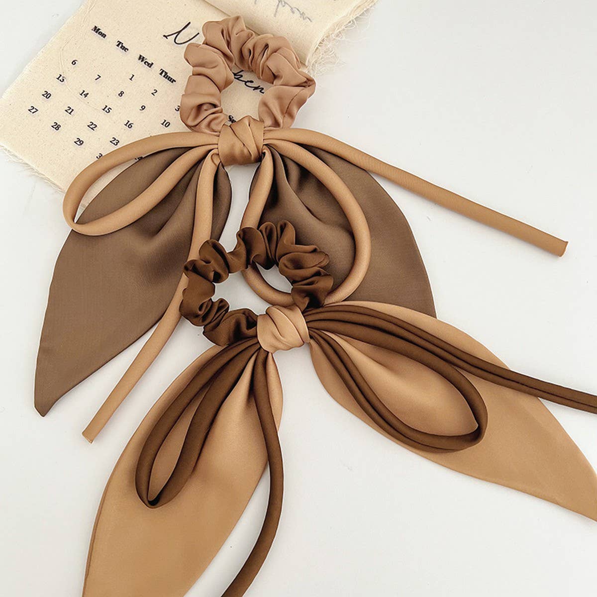 FRENCH BOW TEMPERAMENT HAIRTIES_CWAHA1194