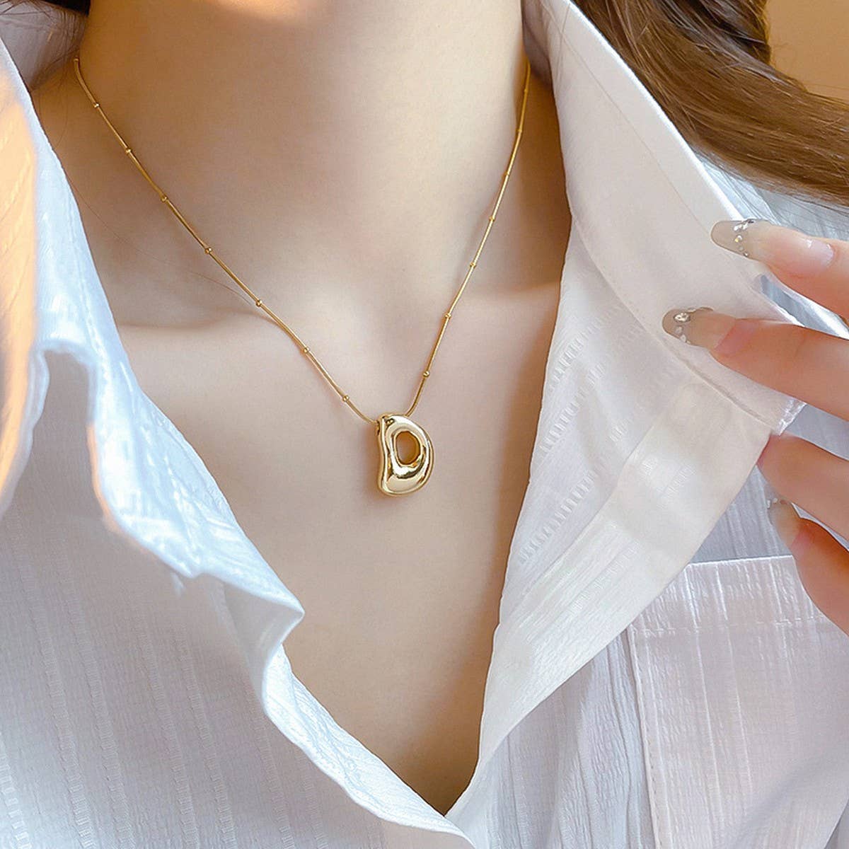 NEW LETTER PENDANT, NICHE TEMPERAMENT NECKLACE