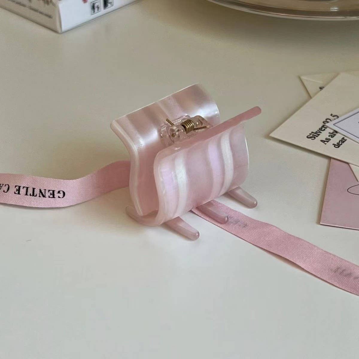 Pink Acrylic Ice Cream Hair Claw, Ribbon Bun Clip_CWAHA2645