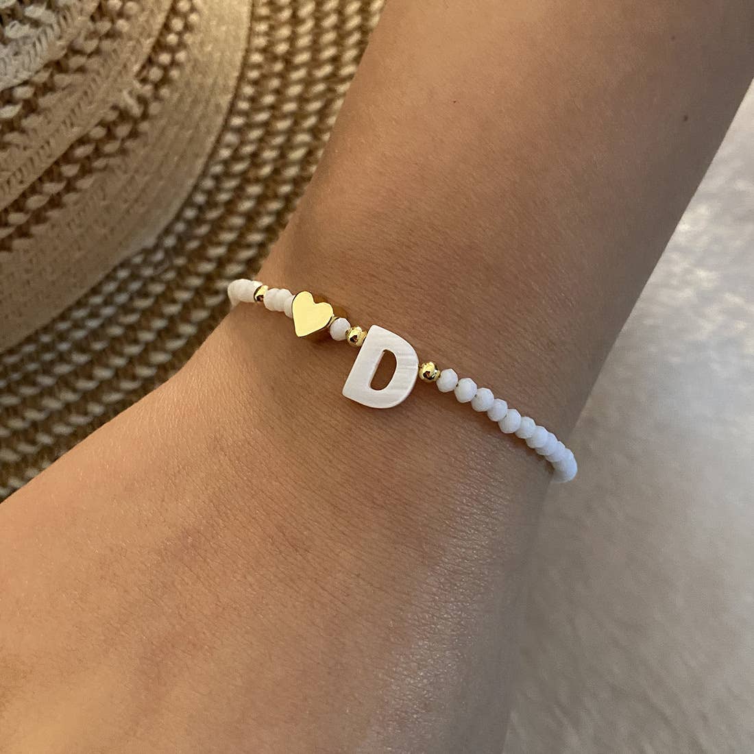 26-letter shell beaded bracelet