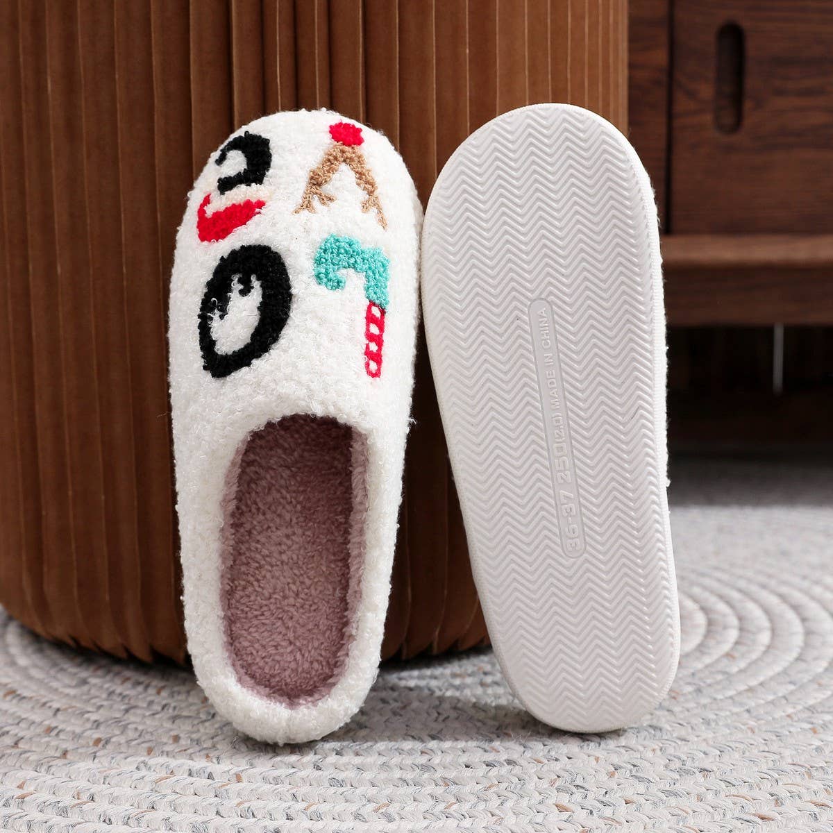 HOT STYLE LETTER PLUSH WARM COTTON SLIPPERS
