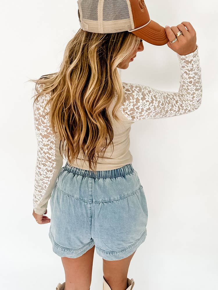 FLORAL LACE PATCHWORK LONG SLEEVE T-SHIRT