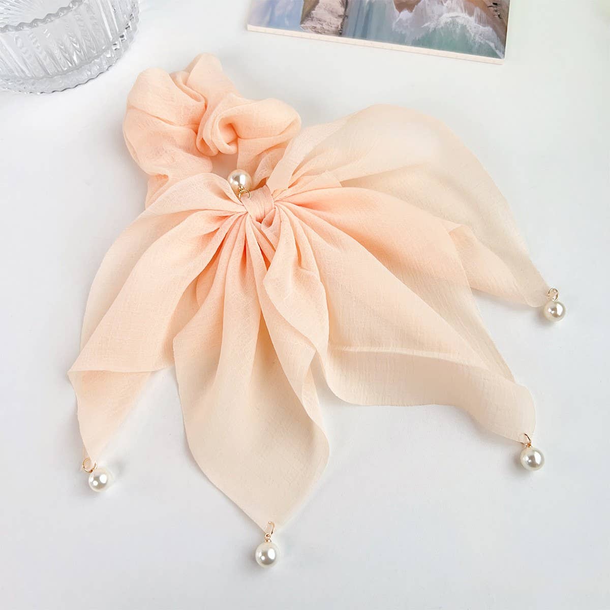ELEGANT AND FRESH DOPAMINE HAIR BAND_CWAHA1605