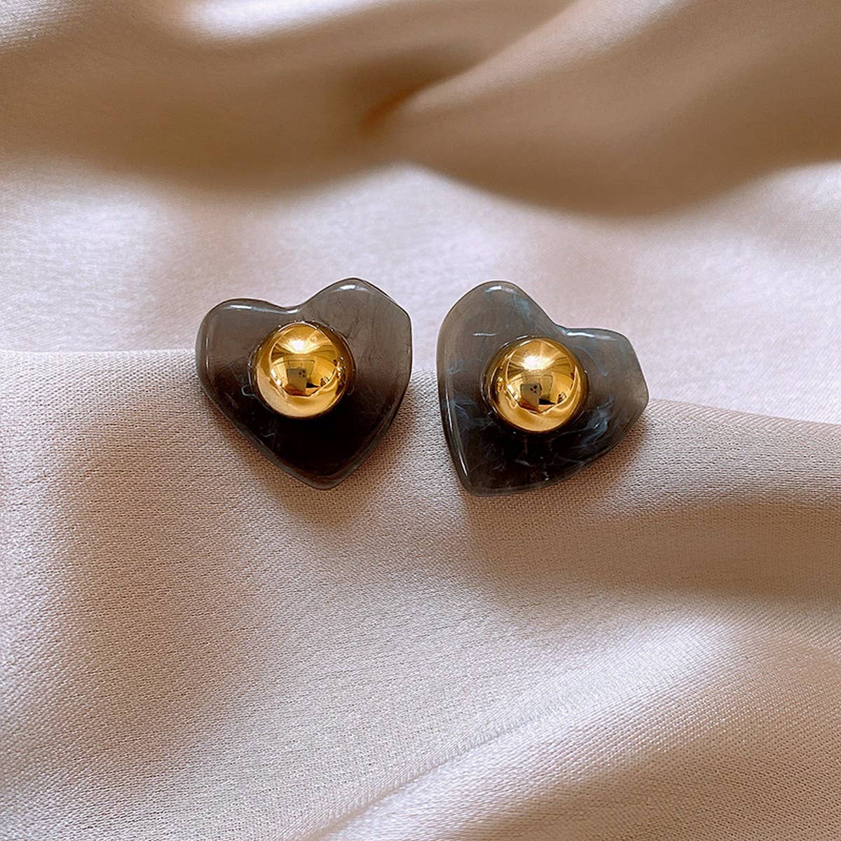LOVE ROUND BEADS ELEGANT AND FASHIONABLE EARRINGS