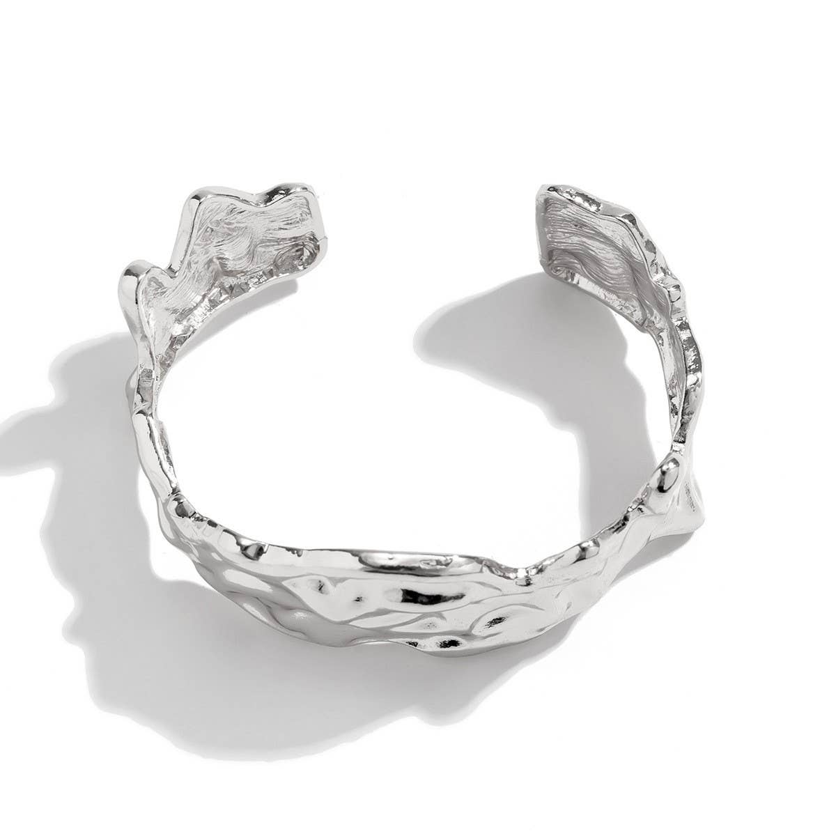 WRINKLED METAL IRREGULAR VINTAGE NECKLACE SET_CWMM3249