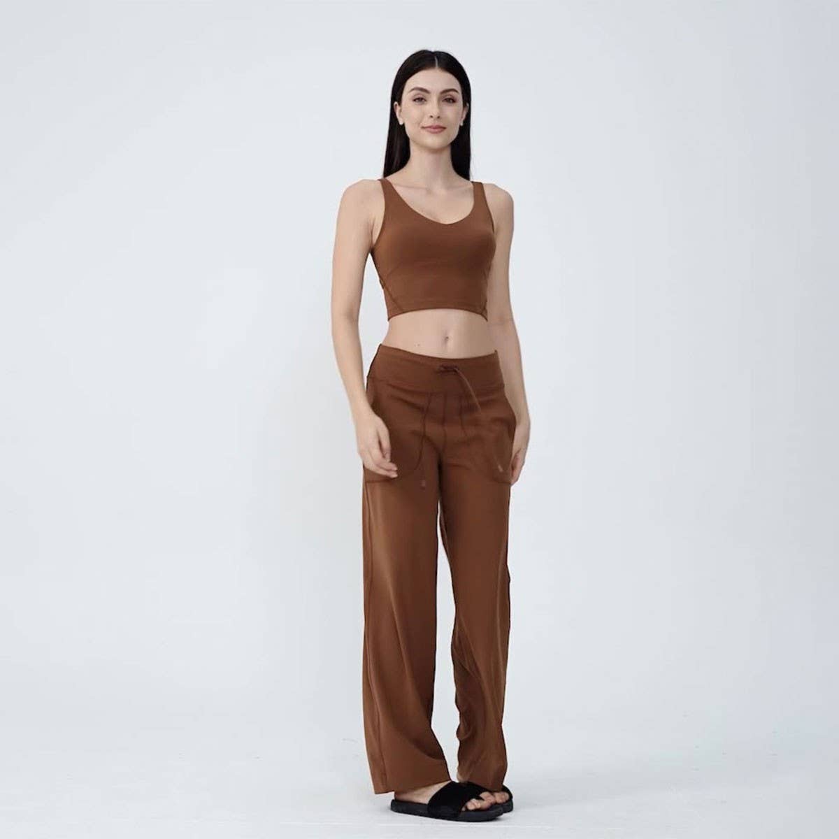 Zero Feel Wide-Leg Yoga Pants with Pockets_CWMM8402