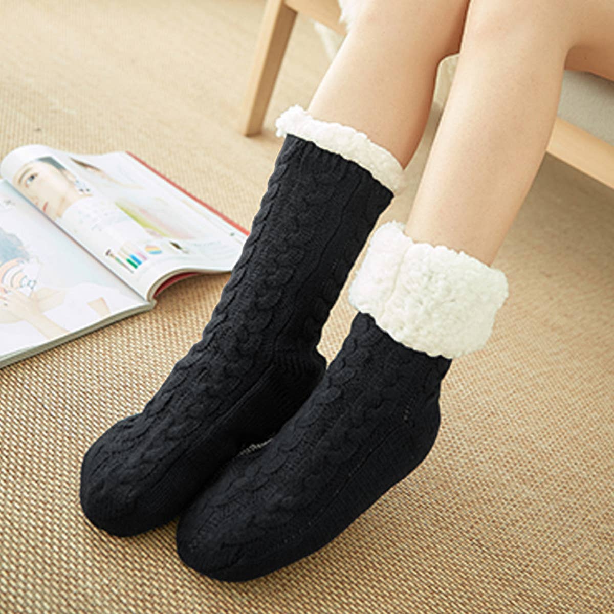 THICKENED TWISTED STRIPED PLUSH INDOOR SLIPPERS