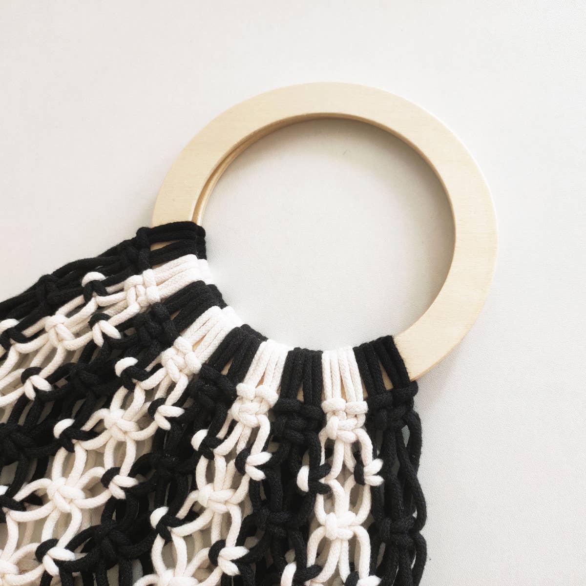 HANDMADE HOLLOW SEASIDE VACATION WOVEN BAG_CWAB1974