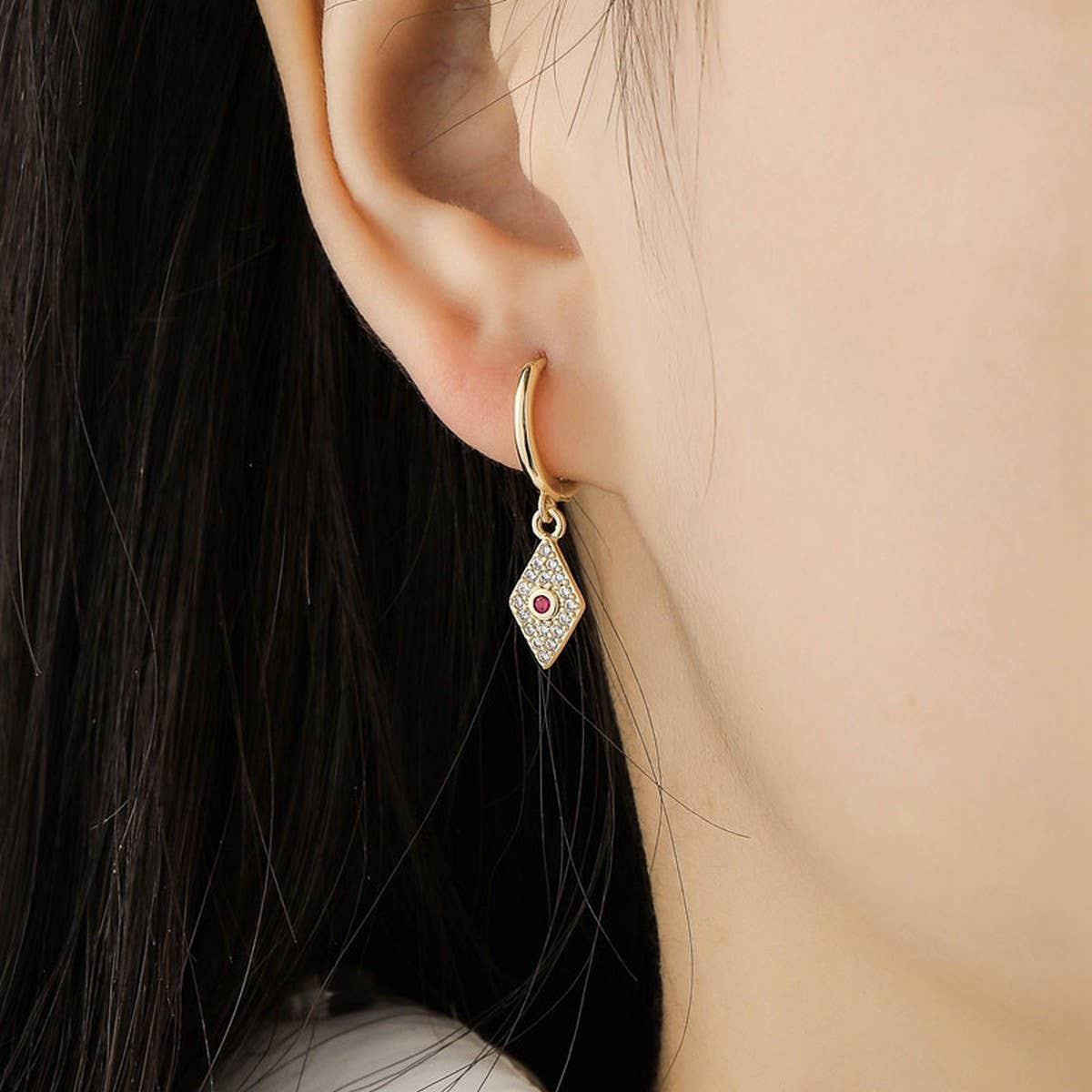 SQUARE EXQUISITE FASHION NICHE EARRINGS_CWAJE1907