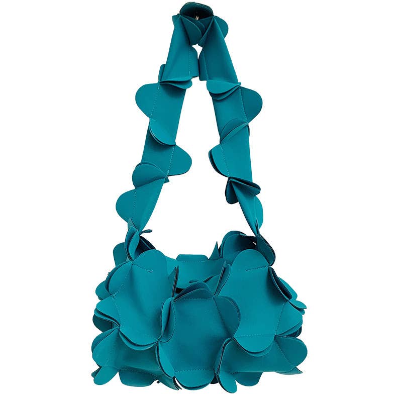 Three-dimensional petal single-shoulder bag