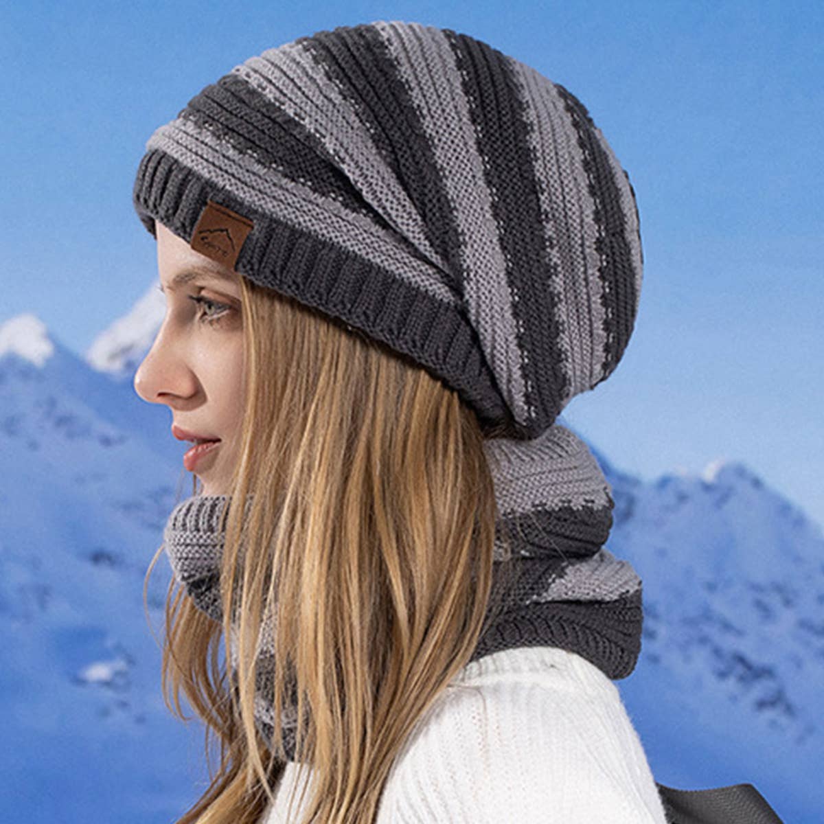 WARM FLEECE HAT AND SCARF TWO PIECE SET