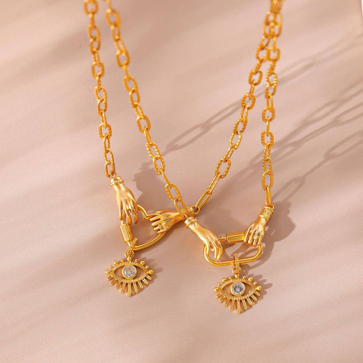 HIGH-END AND VERSATILE DEVIL'S EYE ZIRCON NECKLACE