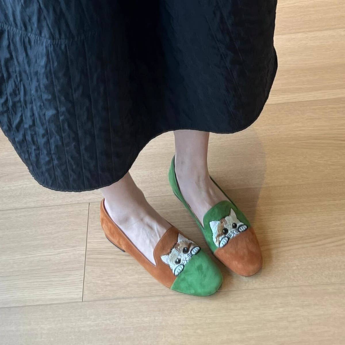 Leather Cat Embroidery Loafers for Women_CWSHF0083