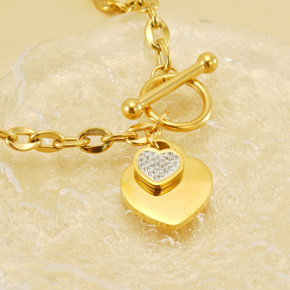 CWAJE1955_Fashion Love Stainless Steel Bracelet Ot Buckle