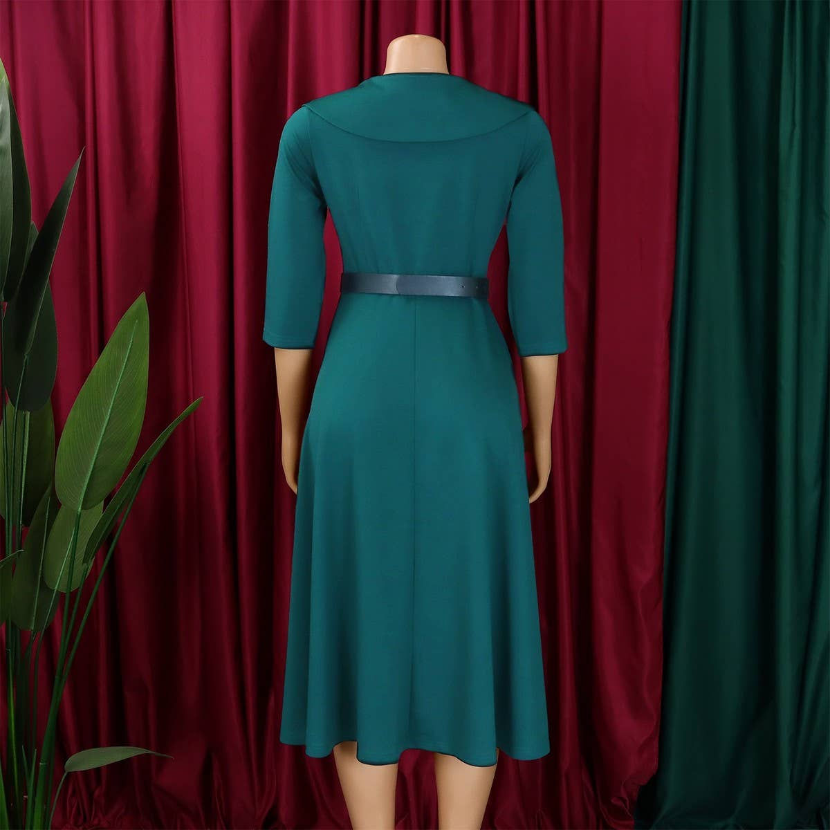 SOLID COLOR FASHIONABLE A-LINE PLUS SIZE DRESS_CWDMD3670