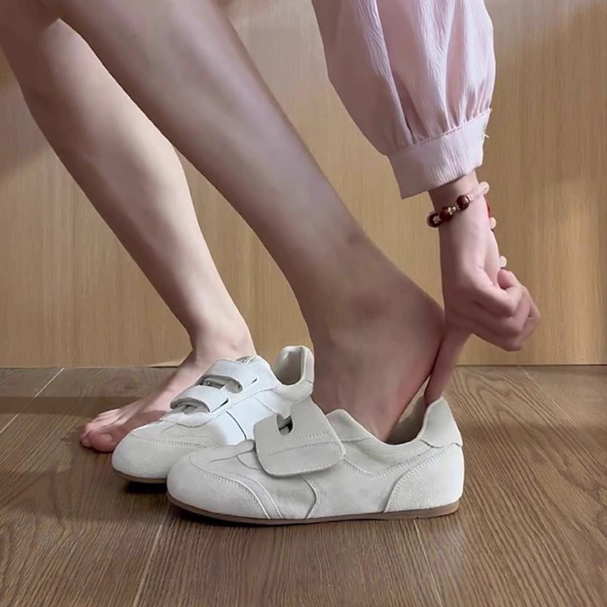 Retro Velcro Flat Shoes with Round Toe