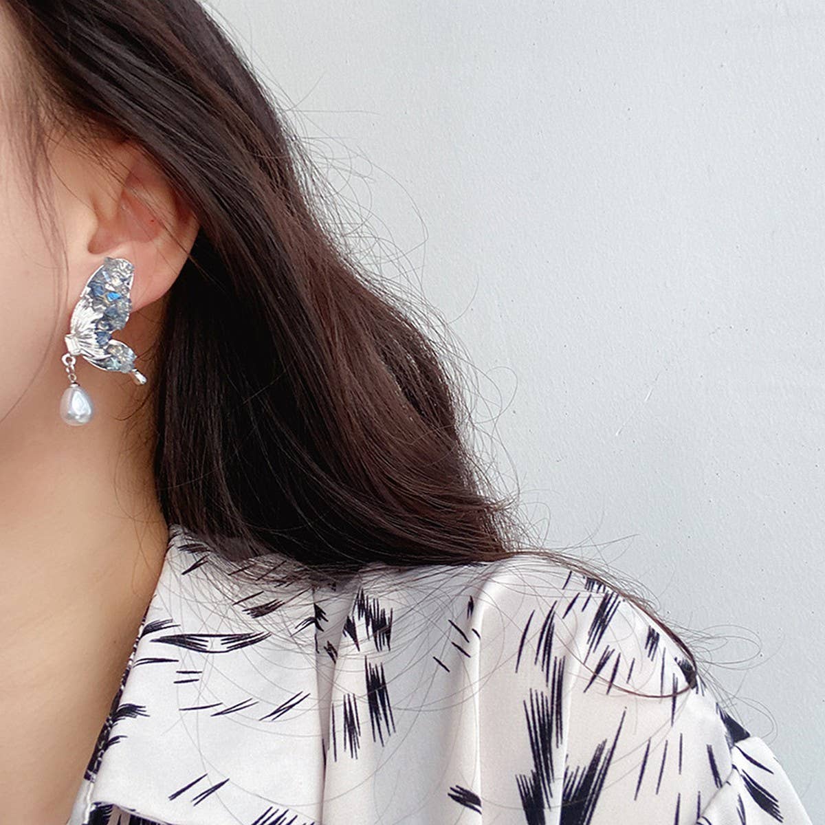 SUPER FAIRY CRYSTAL BUTTERFLY EARRINGS