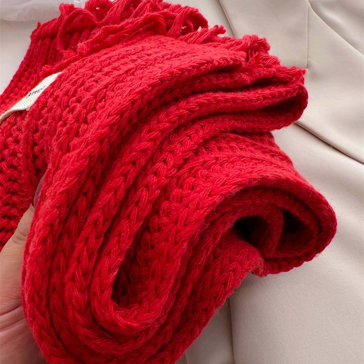 Cable Knit Wool Scarf with Tassels for Women_CWASC2756