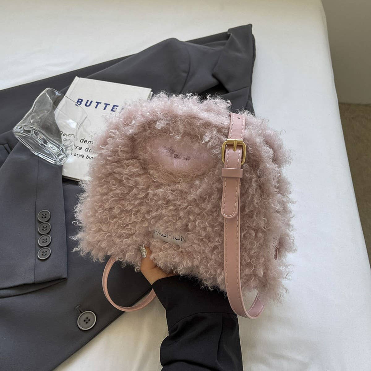 WINTER ONE-SHOULDER CROSSBODY LAMB WOOL PLUSH BAG_CWAB3968