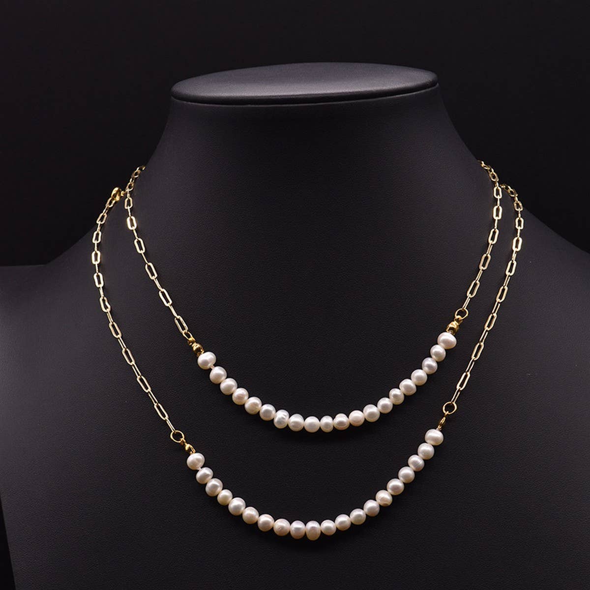 DESIGN NATURAL LONG PEARL SWEATER NECKLACE