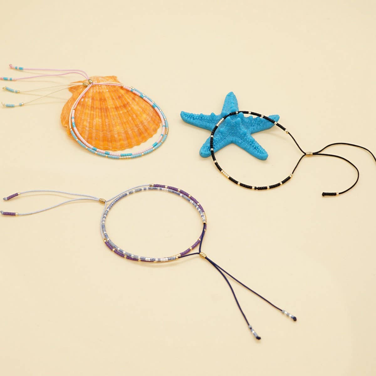 RICE BEADS HAND-WOVEN BRACELET