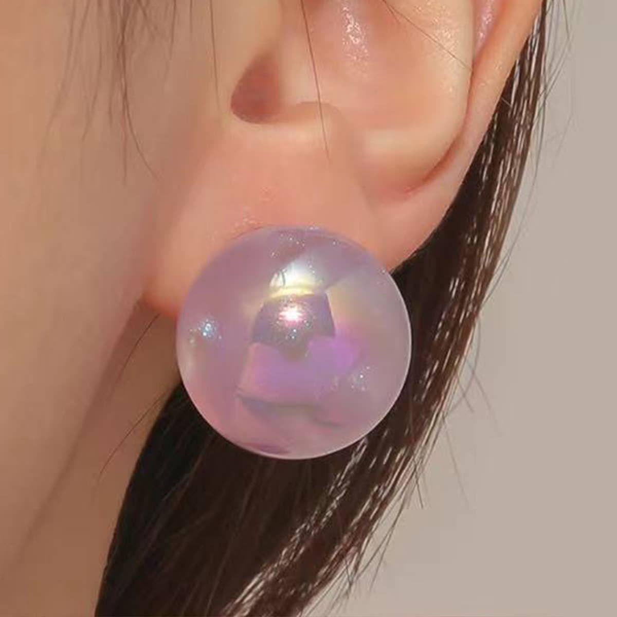 FAUX PEARL DESIGN STUD EARRINGS