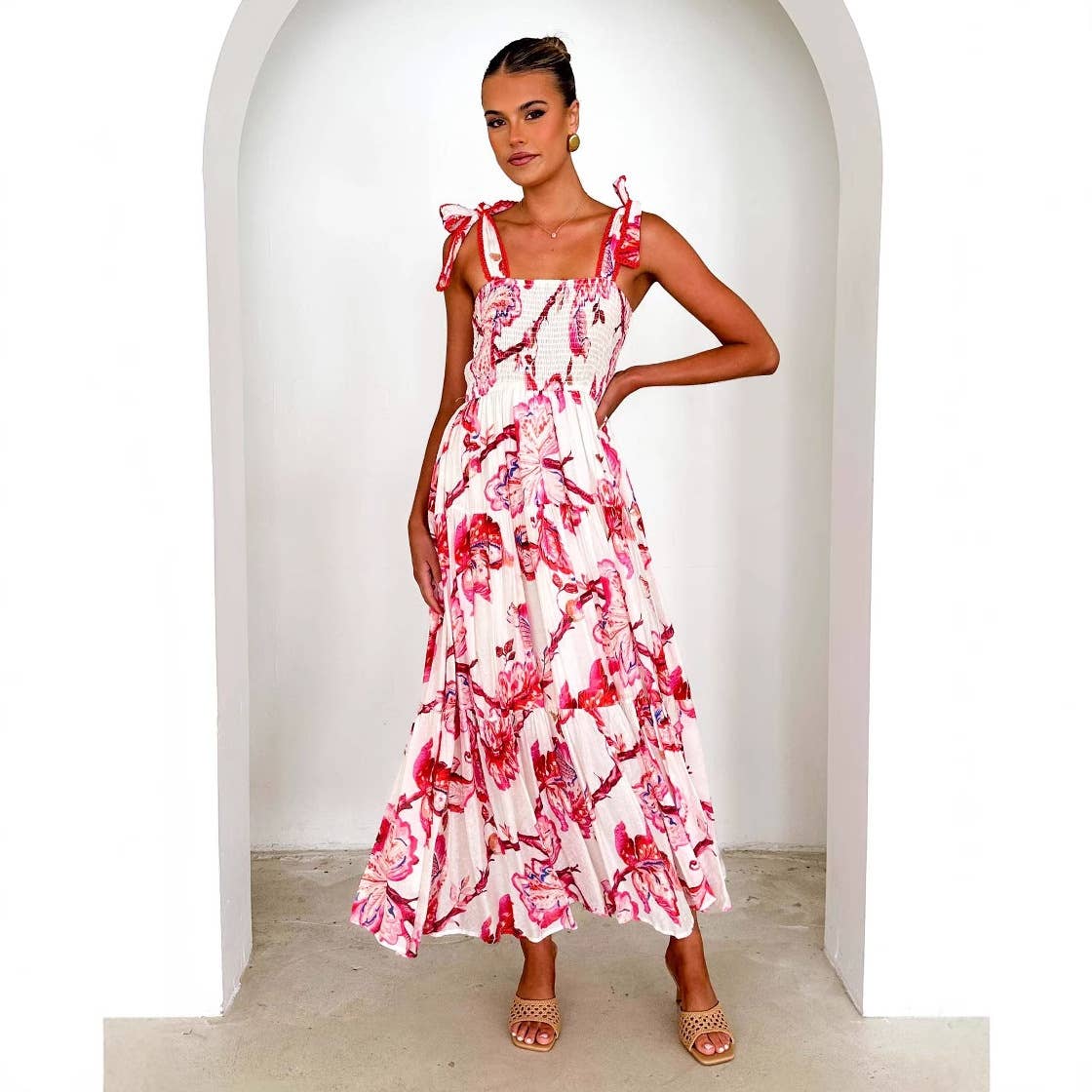 Floral print tie-back waist ruffled hem dress