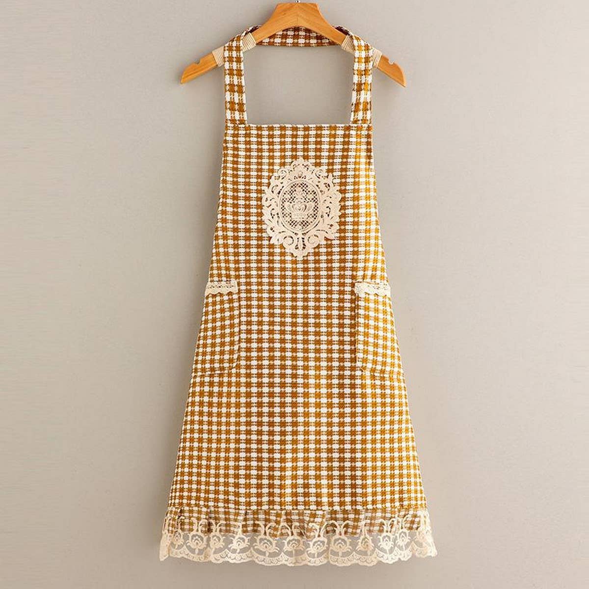Plaid Lace Princess apron with pockets bulk_CWMM2042