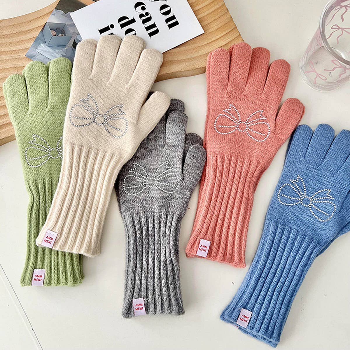 RHINESTONE BOW TOUCH SCREEN FIVE-FINGER GLOVES_CWAG0141