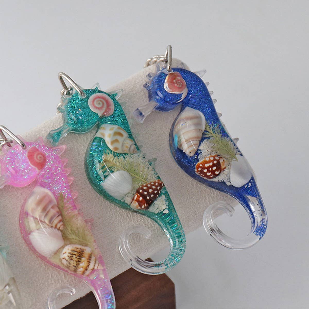 NEW CREATIVE SEAHORSE CAR KEYCHAIN PENDANT