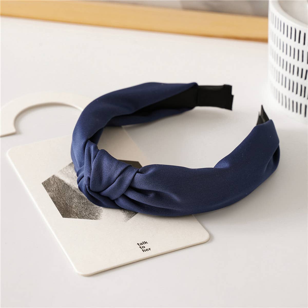 RETRO SATIN KNOTTED HEADBAND_CWAHA0833