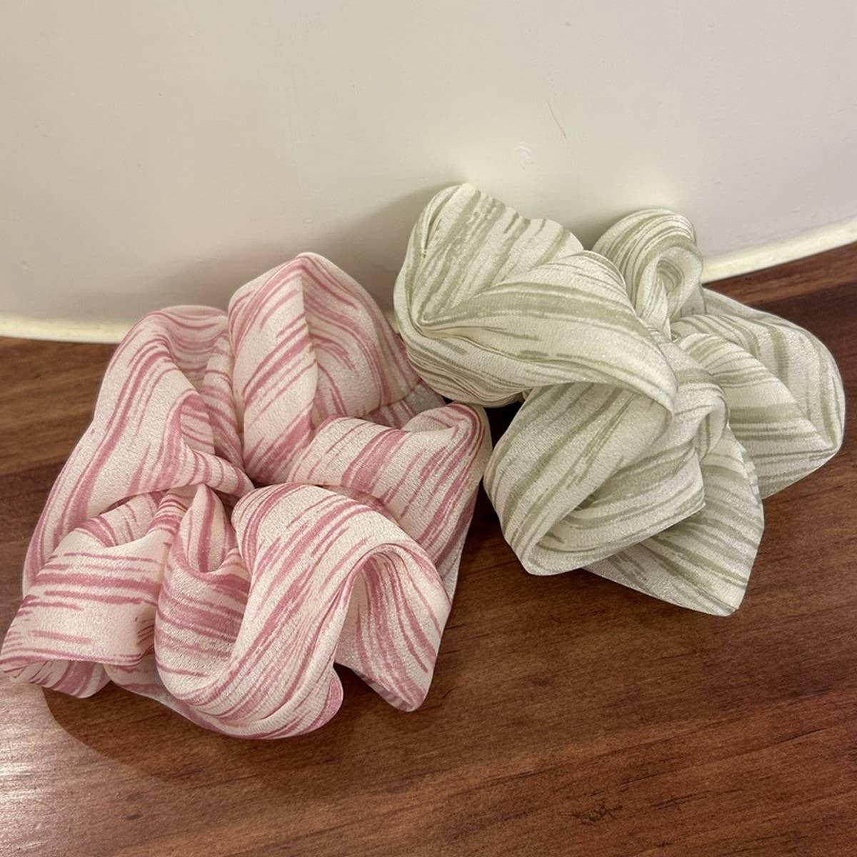 SWEET FLUFFY STRIPED HAIRBAND