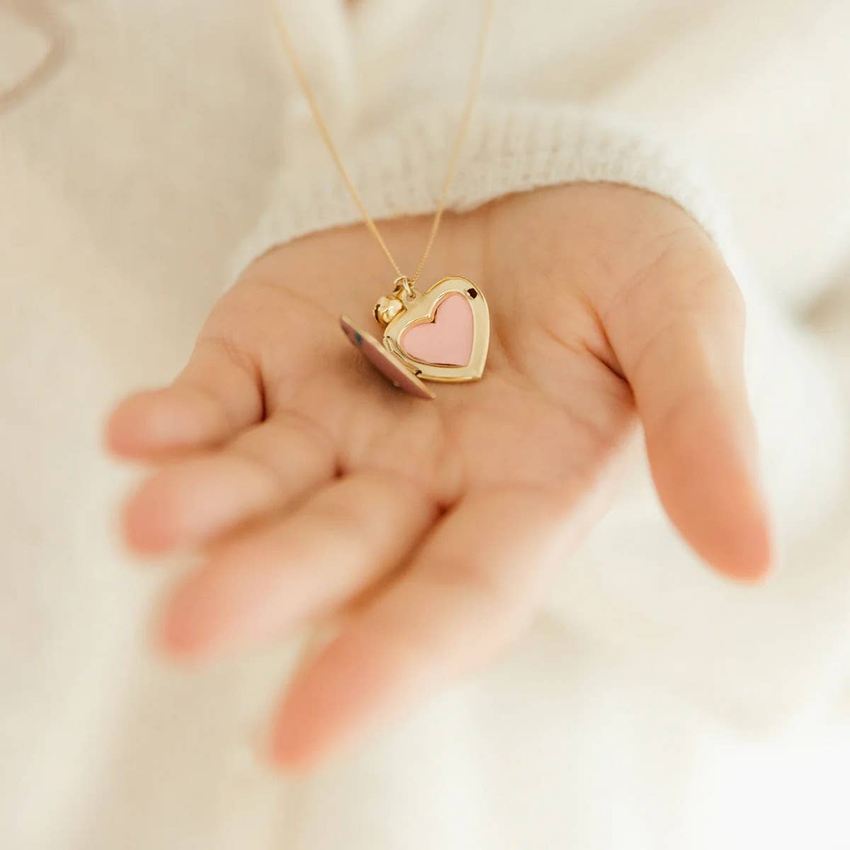 Heart Locket Oval Photo Necklace Gold Plated