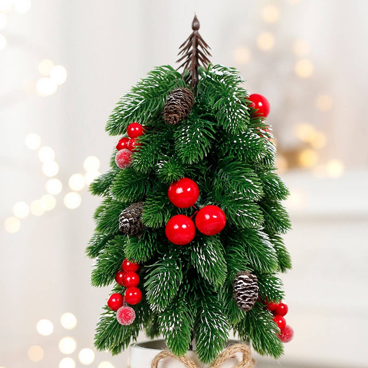 Mini Pinecone & Red Berry Christmas Table Decor_CWMM9888